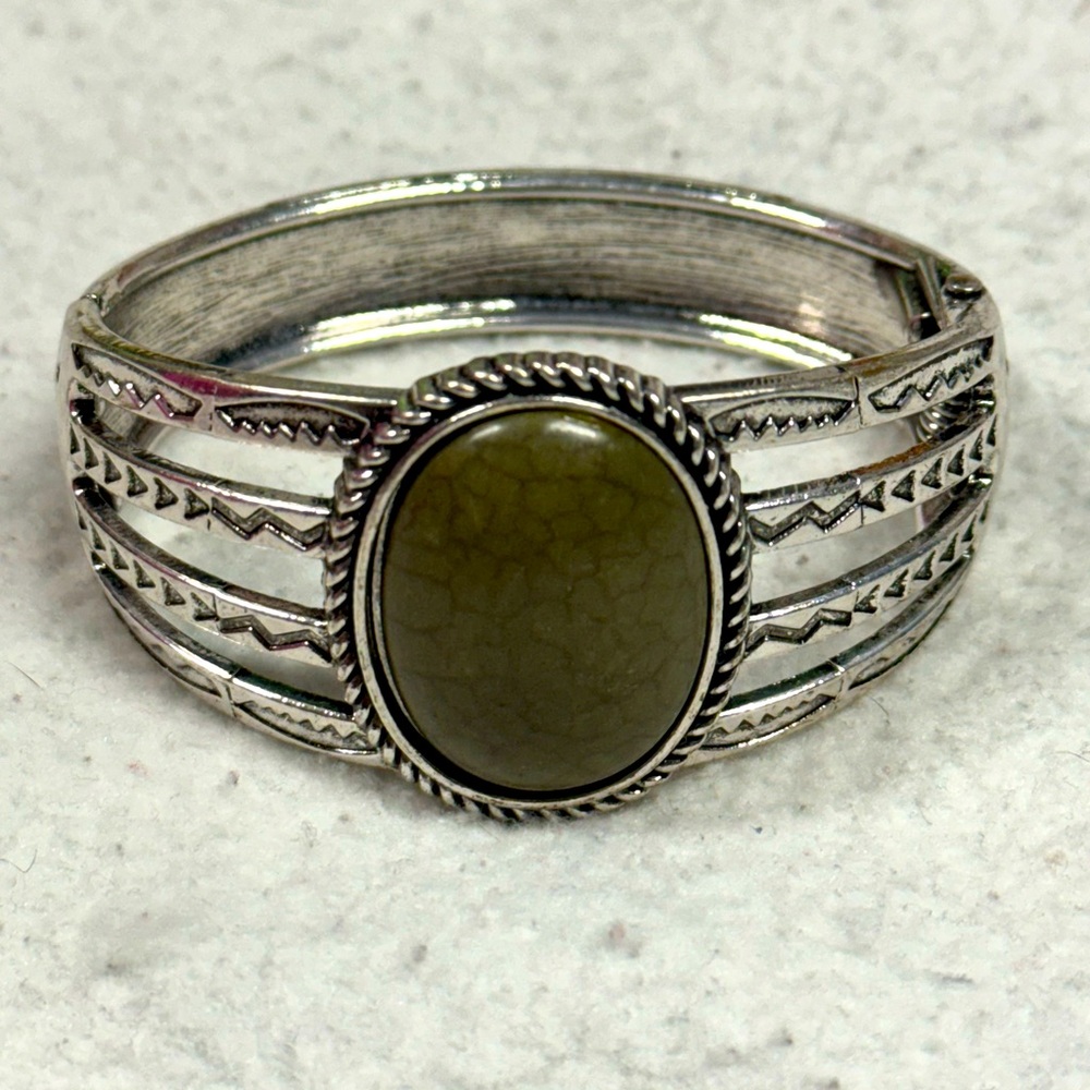 Vintage Silver Bracelet with an Oval Bohemian Style Stone